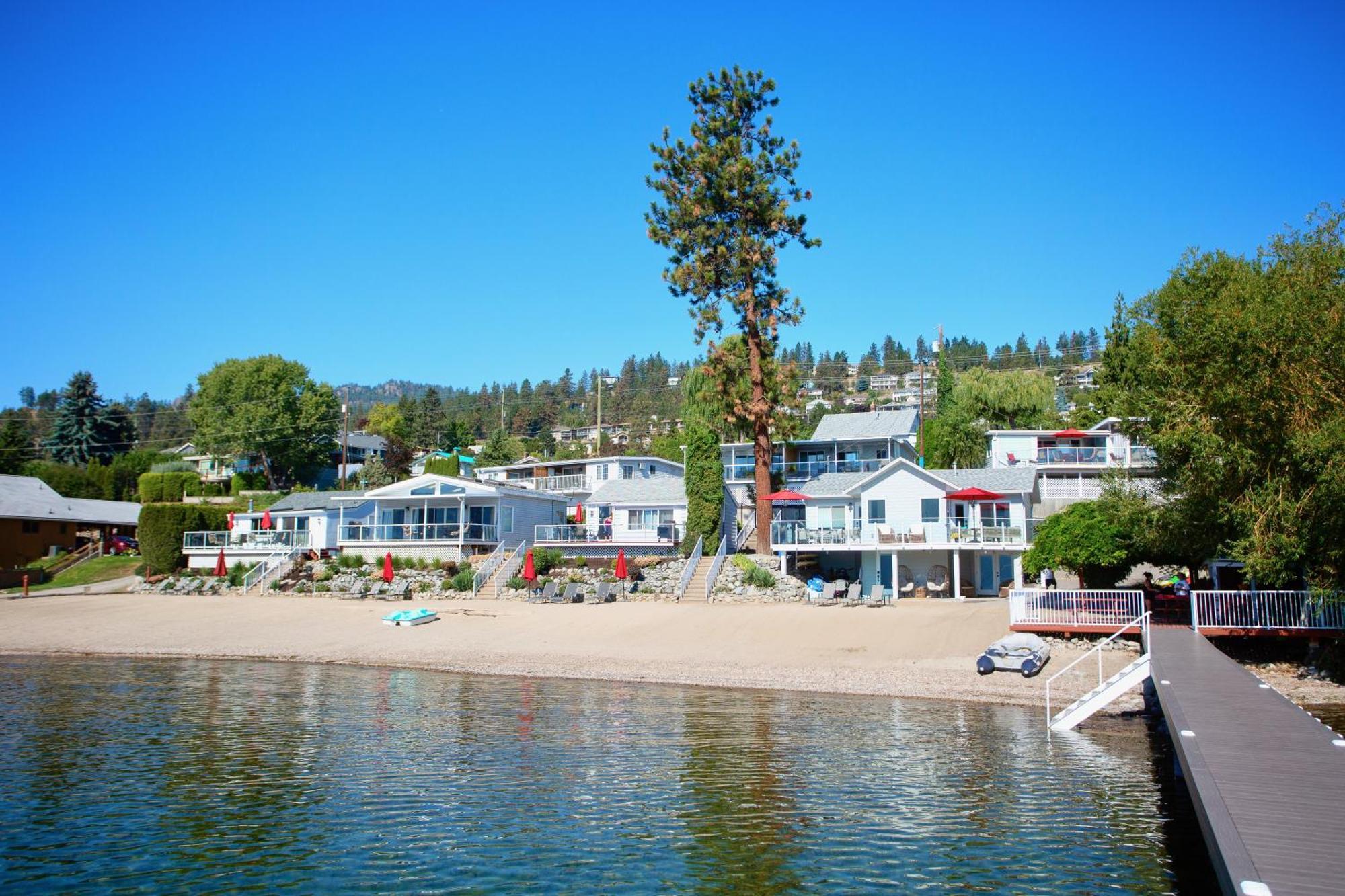 Peachland Beach Resort Exterior foto
