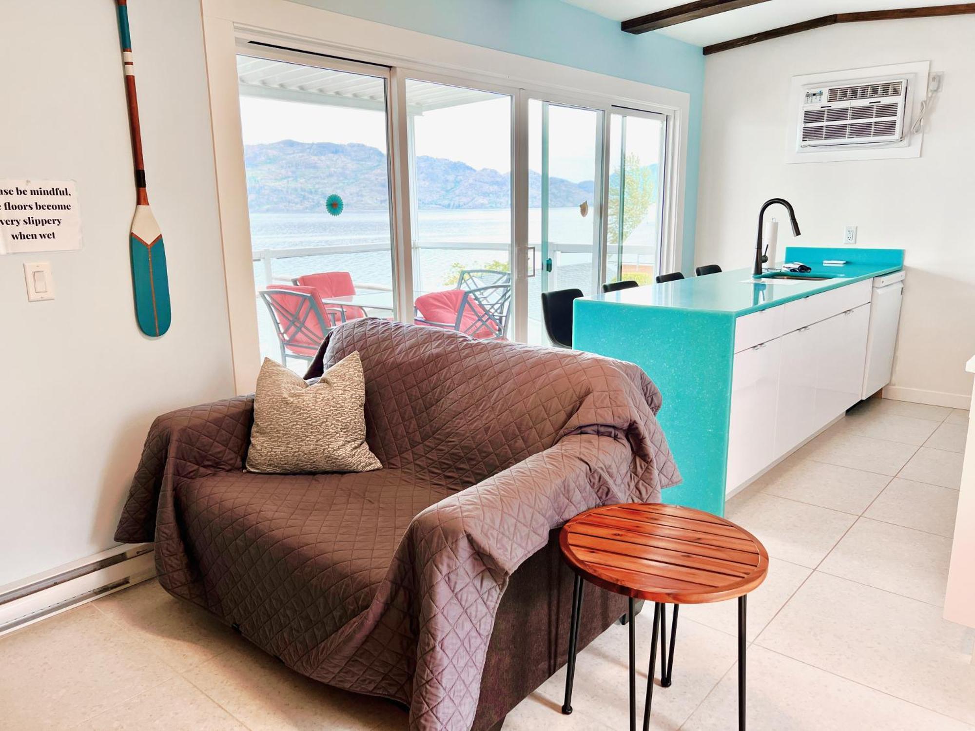 Peachland Beach Resort Exterior foto